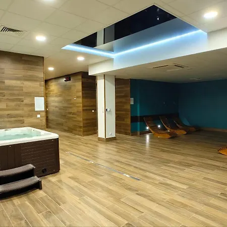 Dwie Sosny I Swierk 2 *